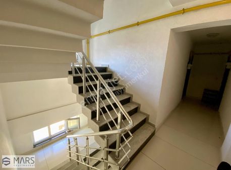 Metrobüs Durağına Yakın Masrafsız 2+1 Satılık Daire