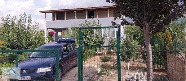 Ankara Gölbaşı Yağlıpınar Mahallesinde Satılık Evi Olan Bahçe