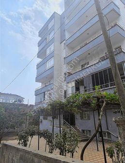 Dünya Hastanesi Yakınında Satılık Fırsat 3+1 Daire