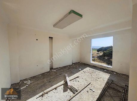 Gömeçte Manzarasıyla Fark Yaratan Daire!