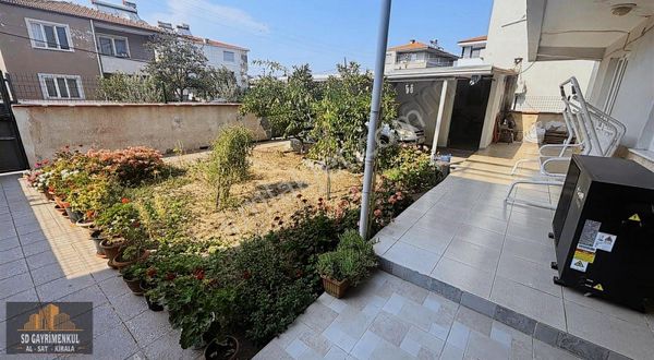 Altınova Merkezde Müstakil 4+1 Dubleks, Bahçeli Yaşam!