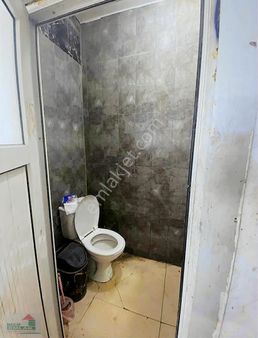 Necip Emlaktan Satılık Depolu Dükkan