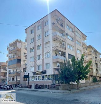 Öğretmen Emlaktan Tire Park Avm Yakını 3+1 Satılık Arakat Daire