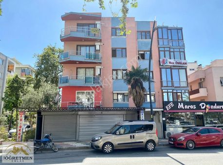 Öğretmen Emlaktan Tirenin Gözde Konumunda Satılık Daire