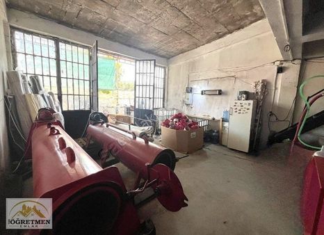 Öğretmen Emlaktan Yeni Sanayide 120m² Kullanımlı Kupon Dükkan