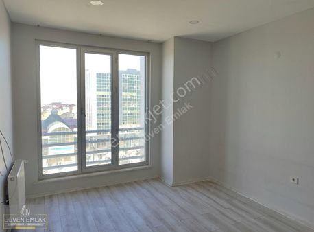 Güven Emlak'tan Matim Karşısı Osmanlı Plaza'da Kiralık Ofis