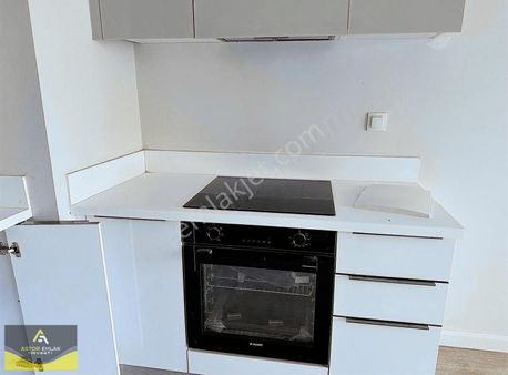 Suryapı M2 94 Oda 2+1 Güzel Konum Fırsat Satılık Astor Emlak