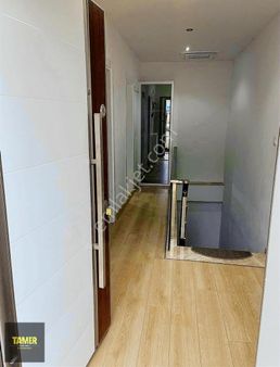 Tamer'den Kazdağı Eteklerinde Deniz Manzaralı Müstakil Villa