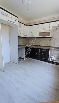 İzmir Bergama Atatürk Mahallesi Satılık Kapalı Mukfak 2+1