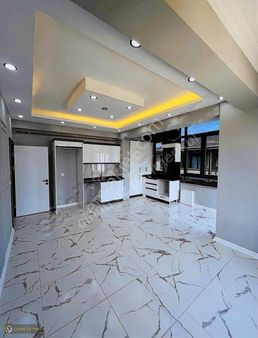 Cihan Öz Gayrimenkulden Havuzlu Sitede Lux Sıfır Fırsat Dairesi