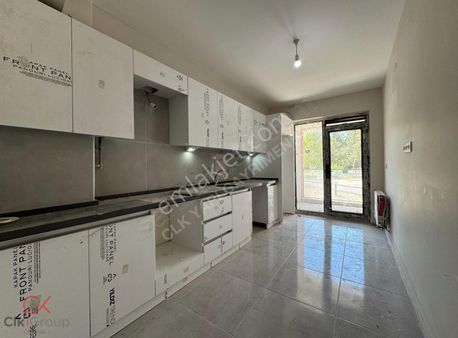 Clk Gm'den Vergi Dairesi Yakını 3+1 Giriş Kat Daire