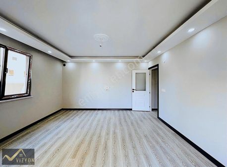 Vizyon Emlak'tan 4+1 160 M2 + Kendine Ait 100 M2 Bahçeli Dublex