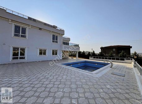 Harun Reşit Polat'tan Körkün'de Eşşisz Villa