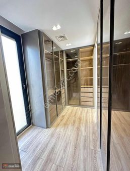 Kuşadası Ege Mah. 5+1 Özel Havavuzlu Sıfır Tek Müstakil Villa