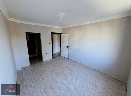 Pi-emlak'tan Yıldıztepe Mahallesin'de Cadde Üzeri Sıfır Daire