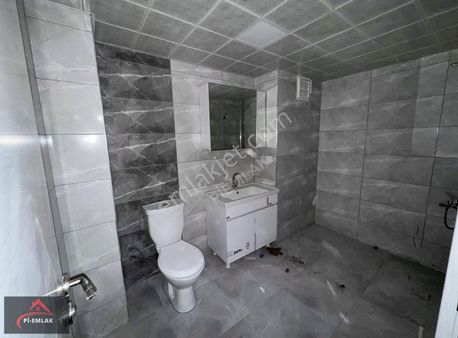 Pi-emlak'tan Feridunçelik Mahallesin'de 1048 Caddeye Çok Yakın