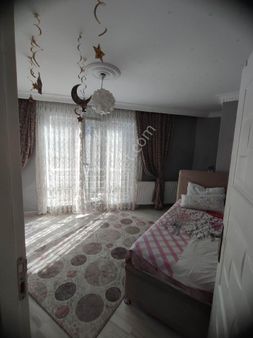 212 Avm'nin Yanı 2+1 100m² 3.kat