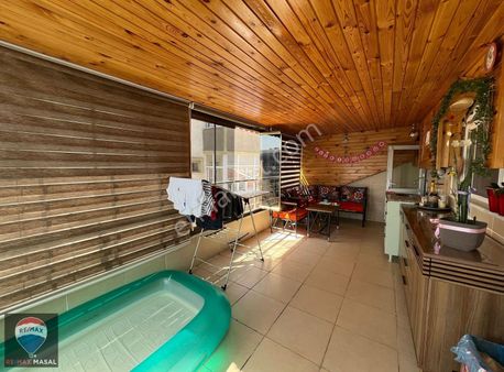 Sarıgazi Atatürk Mh. 4+1 Otoparklı Satılık Çatı Dubleks Daire