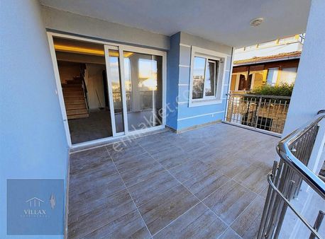 Villax'tan Yeni Foça Denize 50 M Satılık Ultra Lüks Villa