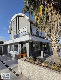 Çolaklıda Yeni Revize Edilmiş Müstakil Villa