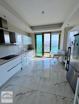 Bursa - Nilüfer - Biaport C Blok 17. Kat - 3,5+1 - 330 M2