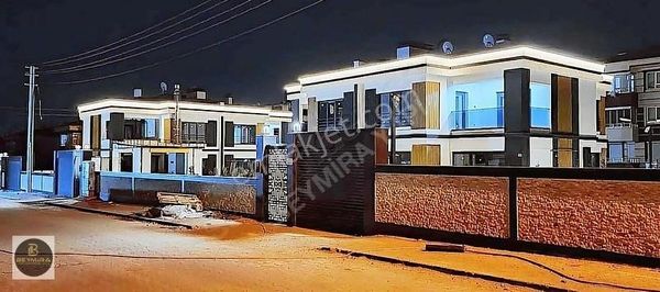 Beymira'dan Buhara Mahallesi İskanlı Müstakil Bahçeli Villa
