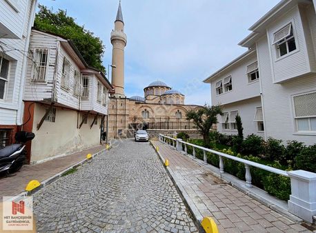 Fevzipaşa Caddesi Ofis Veya Ev Kullanımı İçin Uygun 2+1 Satılık