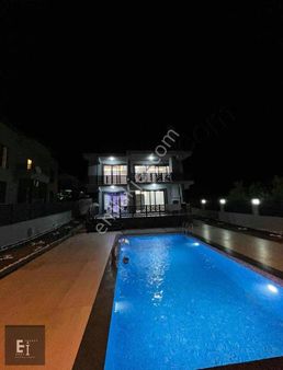 Eray Emlak'tan Müstakil Villa 650m2 6+1 Ful Tadilatlı