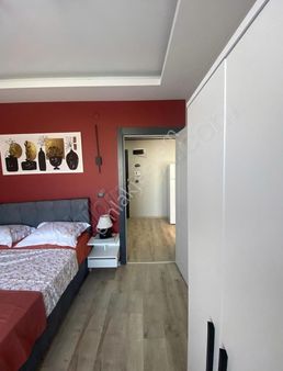 Toplu Konut Bulvarının Alt Sokağında Yatırımlık 1+1