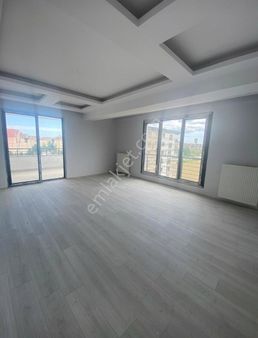 Site İçerisinde Ultra Lüx Geniş 3+1 Satılık Daire