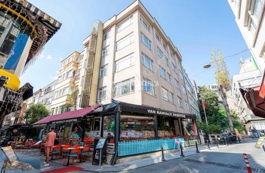 Kw Semih I Besiktas Kahvalticilar Sokaginda Komple Satilik Bina