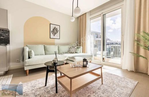 Kw | Göktürk Ödüllü Site Larus Loft Teras Balkonlu 97 M2 1+1