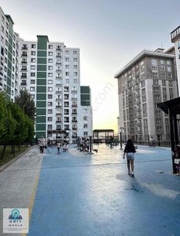 Esenyurt'ta Satılık Büyük 1+1 Temiz Daire Firdevs Evleri