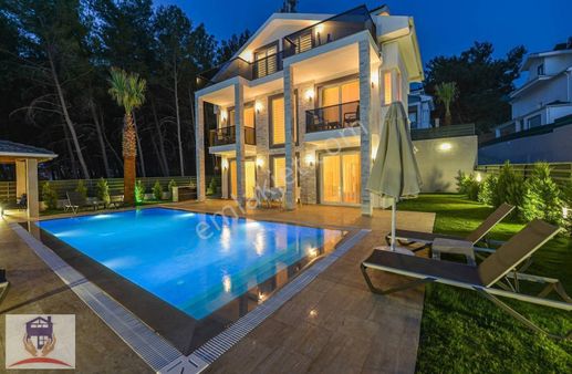 Vadim'den Süper Konum Manzaralı Merkezi Tek Tapu Villa Arsası