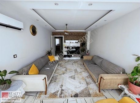 Safir'den Arakat Cadde Üzerinde Fatih Mahallesinde 2+1 Daire