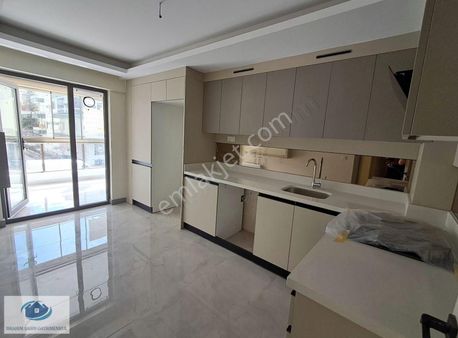 Ankara Etimesgut Merkez'de Satılık 3+1 Sıfır Daire