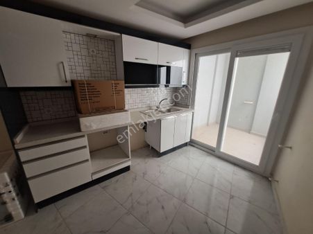 4+1 Kapalı Mutfak Çatı Dubleks Acil Satılık 200 Metre