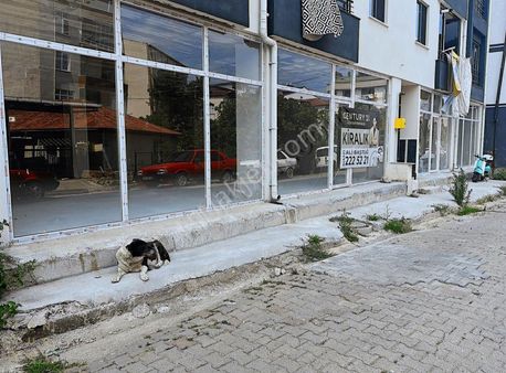 Century 21'den Kumbaşında Kiralık 450 M² Ticari Alan.