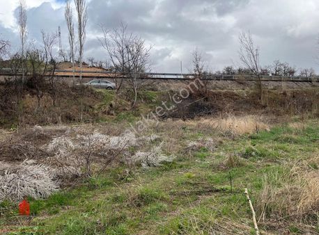 Anayol Ve Dereye Cephe Erenkaya'da 742m2 Müstakil Satılık Bahçe