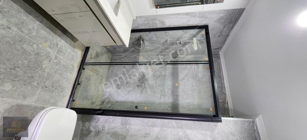 Finike Sahilde Deniz Manzaralı Havuzlu Lüks 2+1 Satılık Daire