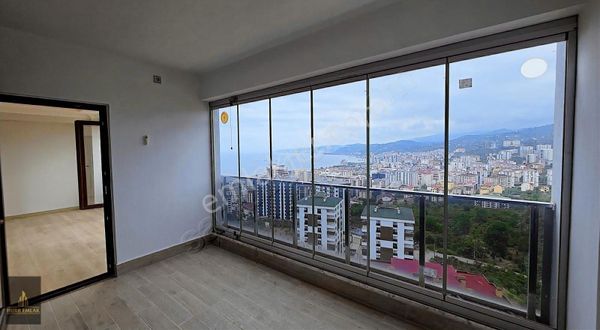 Yalıncak Golden Park Sitesi 4+1 Deniz Manzaralı Satılık Daire