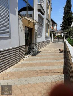 Zafer De 2+1 Doğalgaz Lı