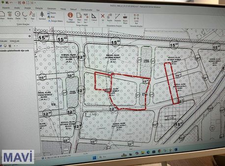 Remax Mavi'den Hacıkadirler'de 7528 M² Konut İmarlı Arsa