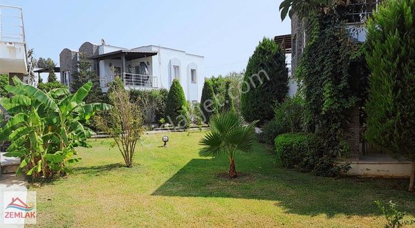 Bodrum Bitez Havuzlu Sitede Üst Kat Daire