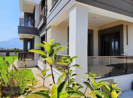 Realty World Anka Dan Bahçeyaka Da Havuzlu 2-1 Sıfır Daire.