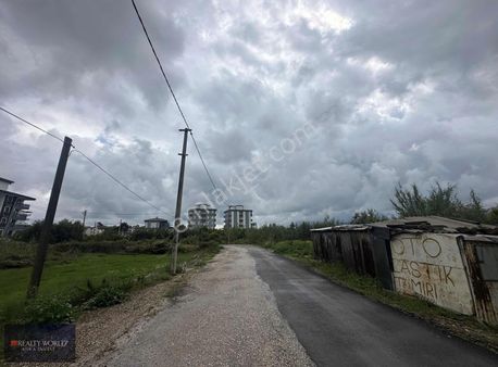 Realty World Ankadan 0,80 Emsal Doğal Gaz Alt Yapısı Olan Arsa