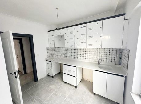 ⫷er-söz⫸cadde Üzeri Sıfır Binada Katta 3+1 Fırsat Daire