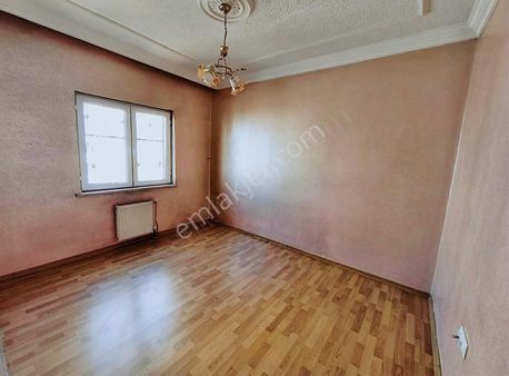 Seyran Emlak'tan Toki C Bloklarda Satılık 3+1 Fırsat Dairesi