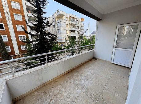 Suat Kılıç Tan 3+1 Daire