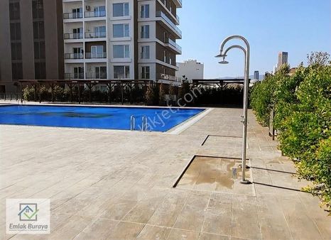 Bornova Dap İzmir Kule Deniz Manzaralı Eşyalı 1+1 Satılık Daire